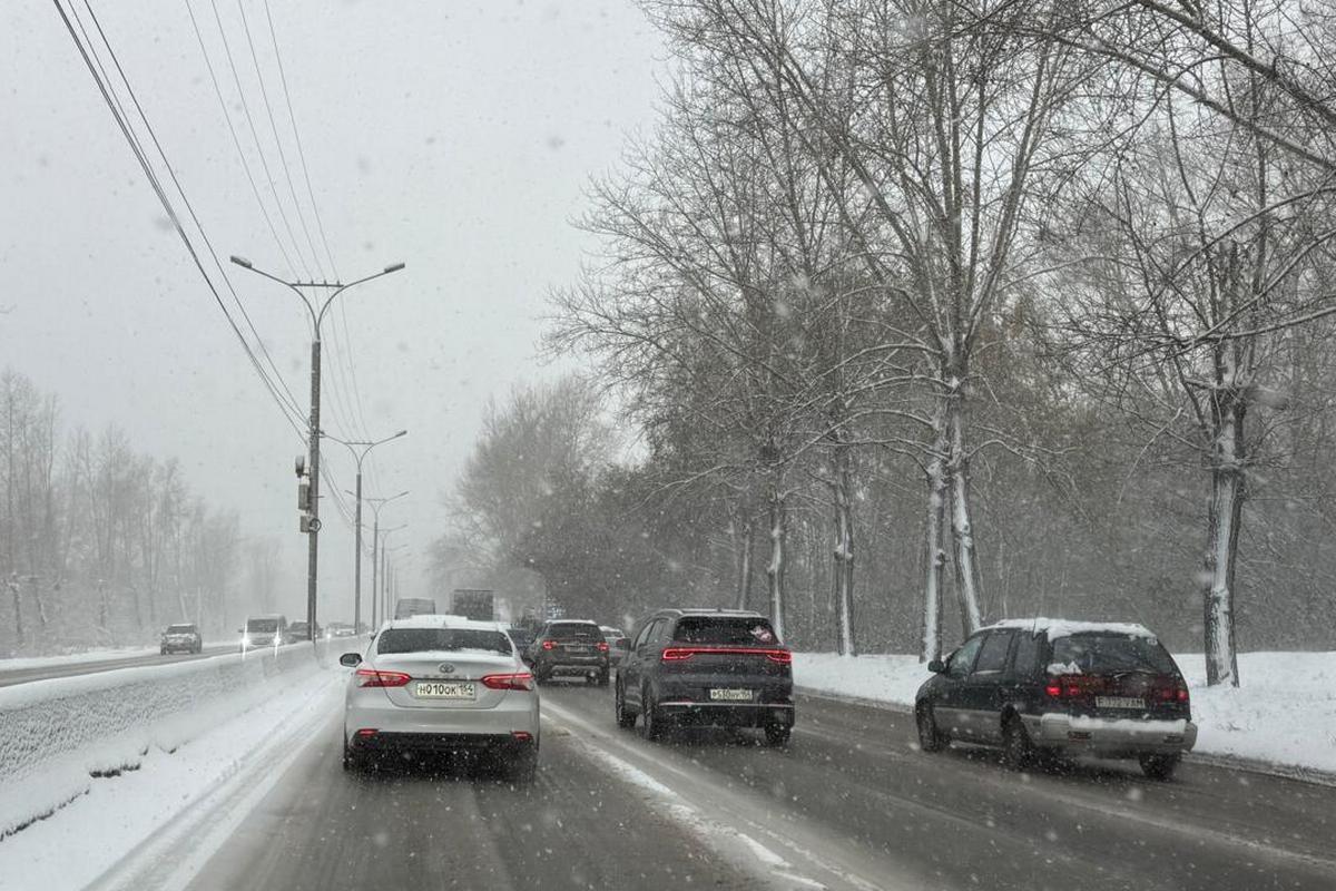 Фото Мощный снегопад накрыл Новосибирск 9 октября. Онлайн с улиц города в сугробах 9 - Сиб.ФМ Фото Мощный снегопад накрыл Новосибирск 9 октября. Онлайн с улиц города в сугробах 9